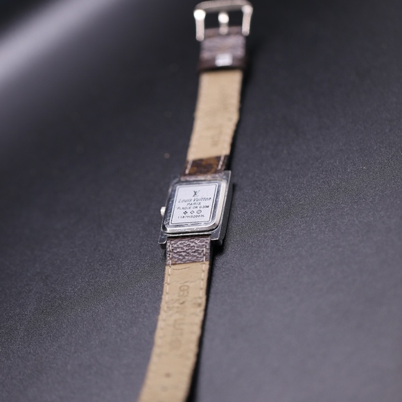 Louis Vuitton Watch - Picture 6 of 6